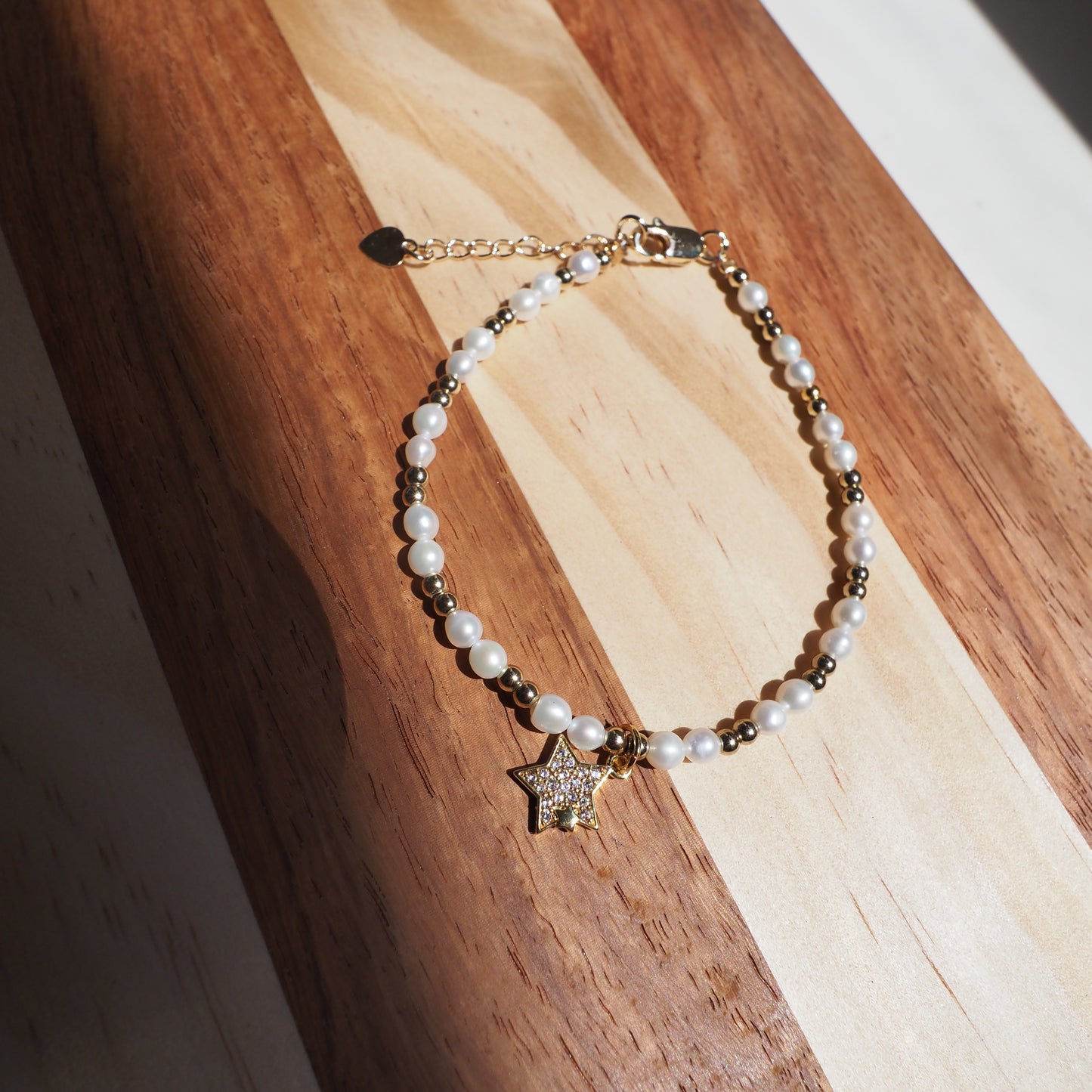 Natural Freshwater Pearls Bracelet, 14K Gold Plated