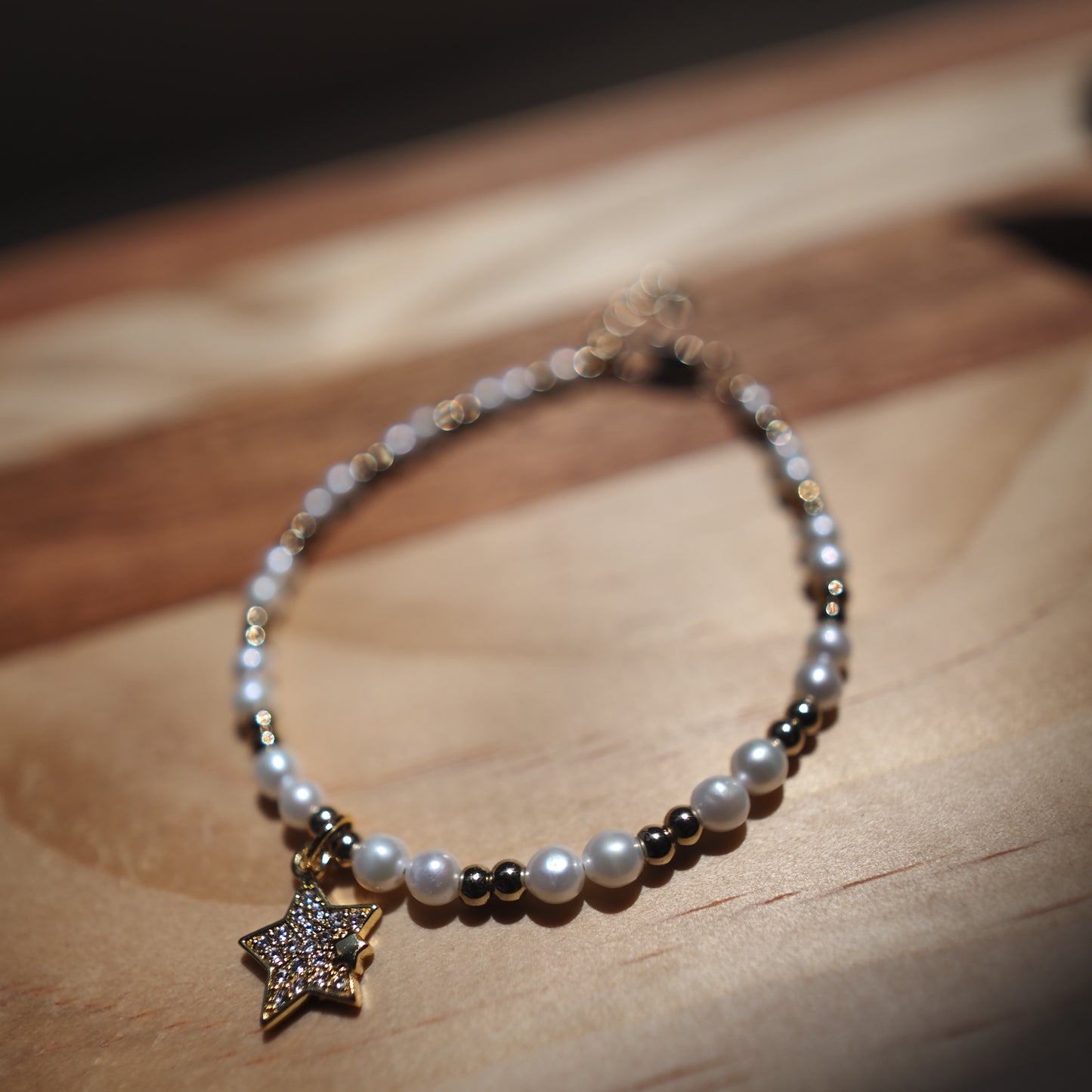 Natural Freshwater Pearls Bracelet, 14K Gold Plated