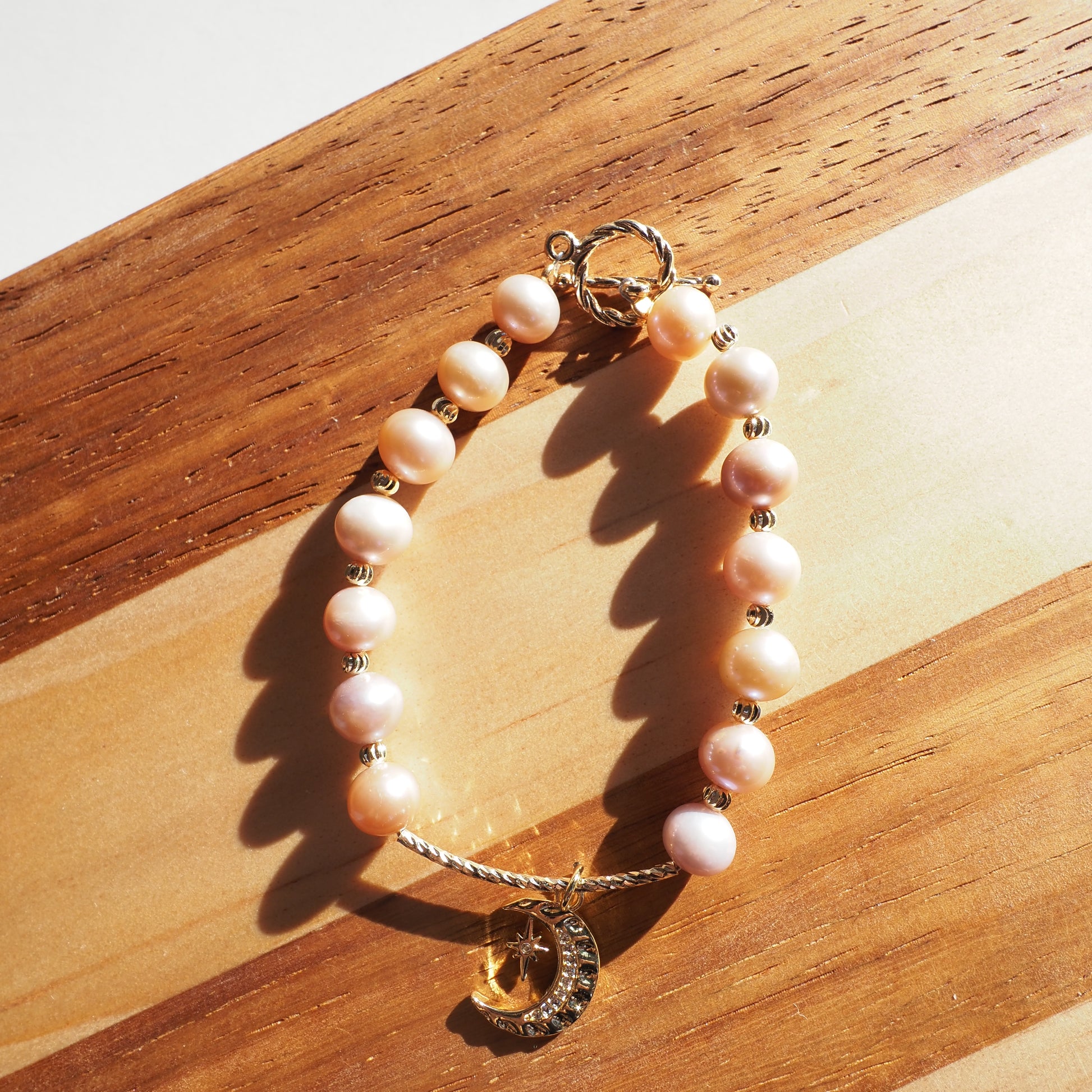 Natural Pinky Orange High Luster Round Bead Freshwater Pearls Bracelet, Gold Plated Zennara