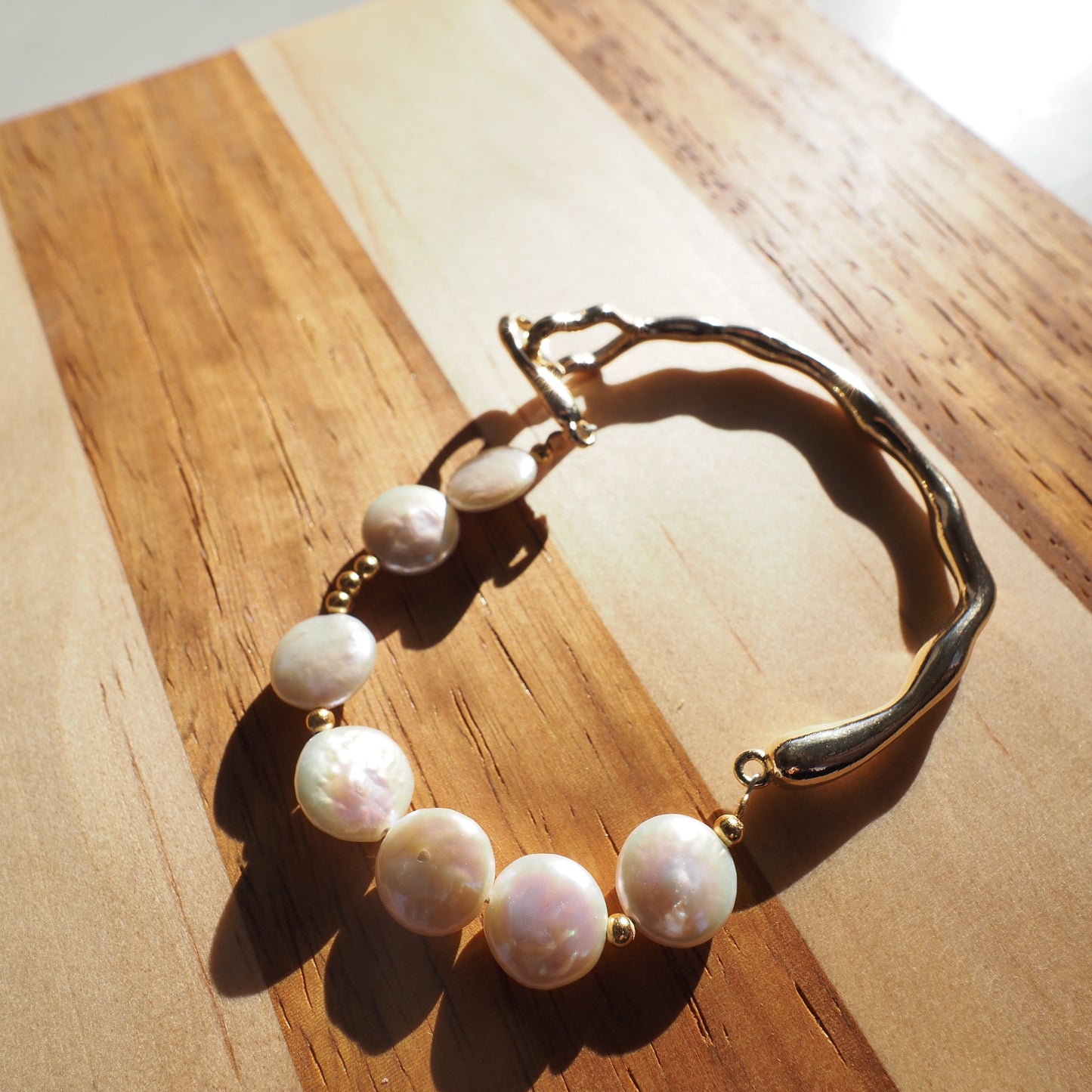 Natural Freshwater Pearls Bracelet, Gold Plated Zennara