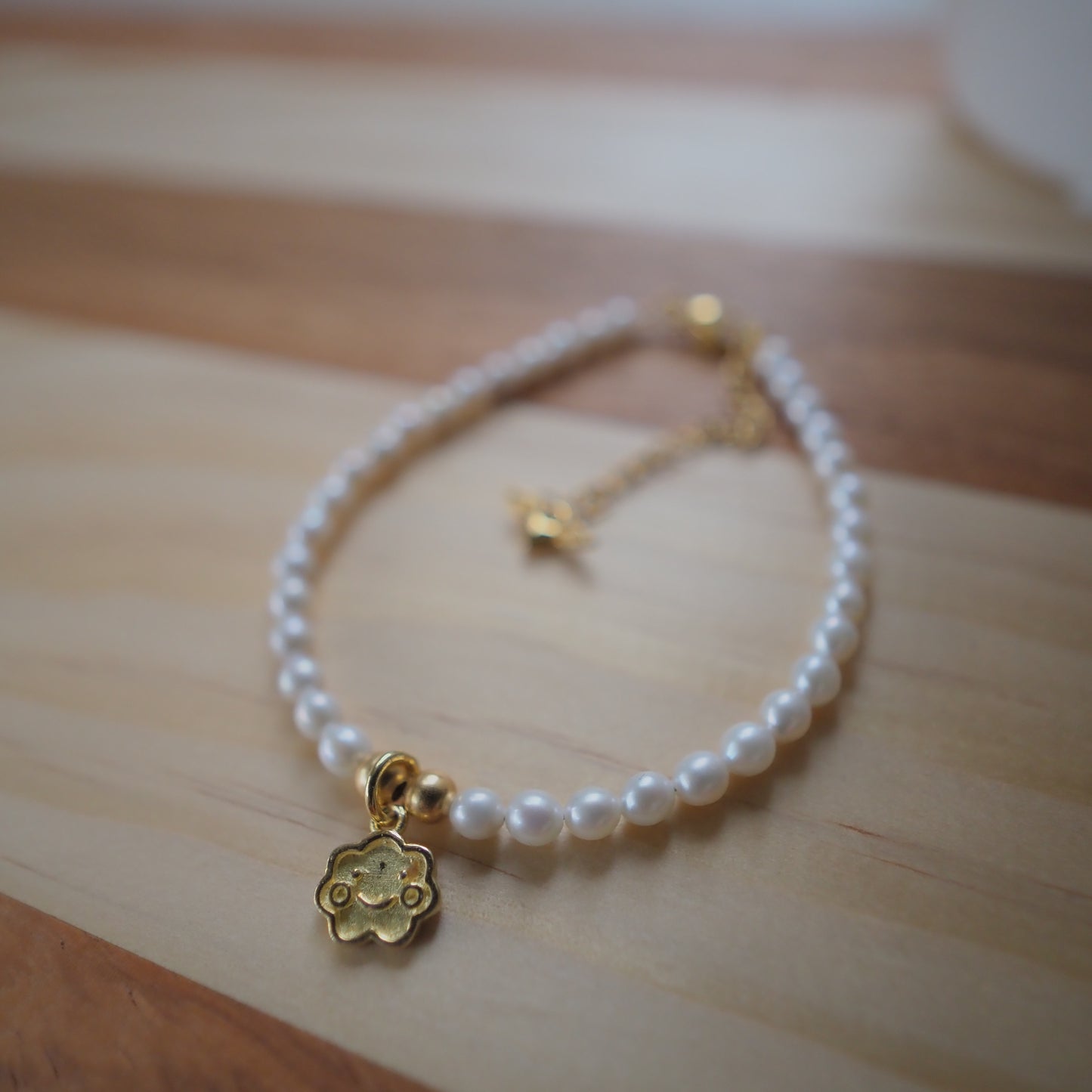 Natural Freshwater Pearls Bracelet, 14K Gold Plated