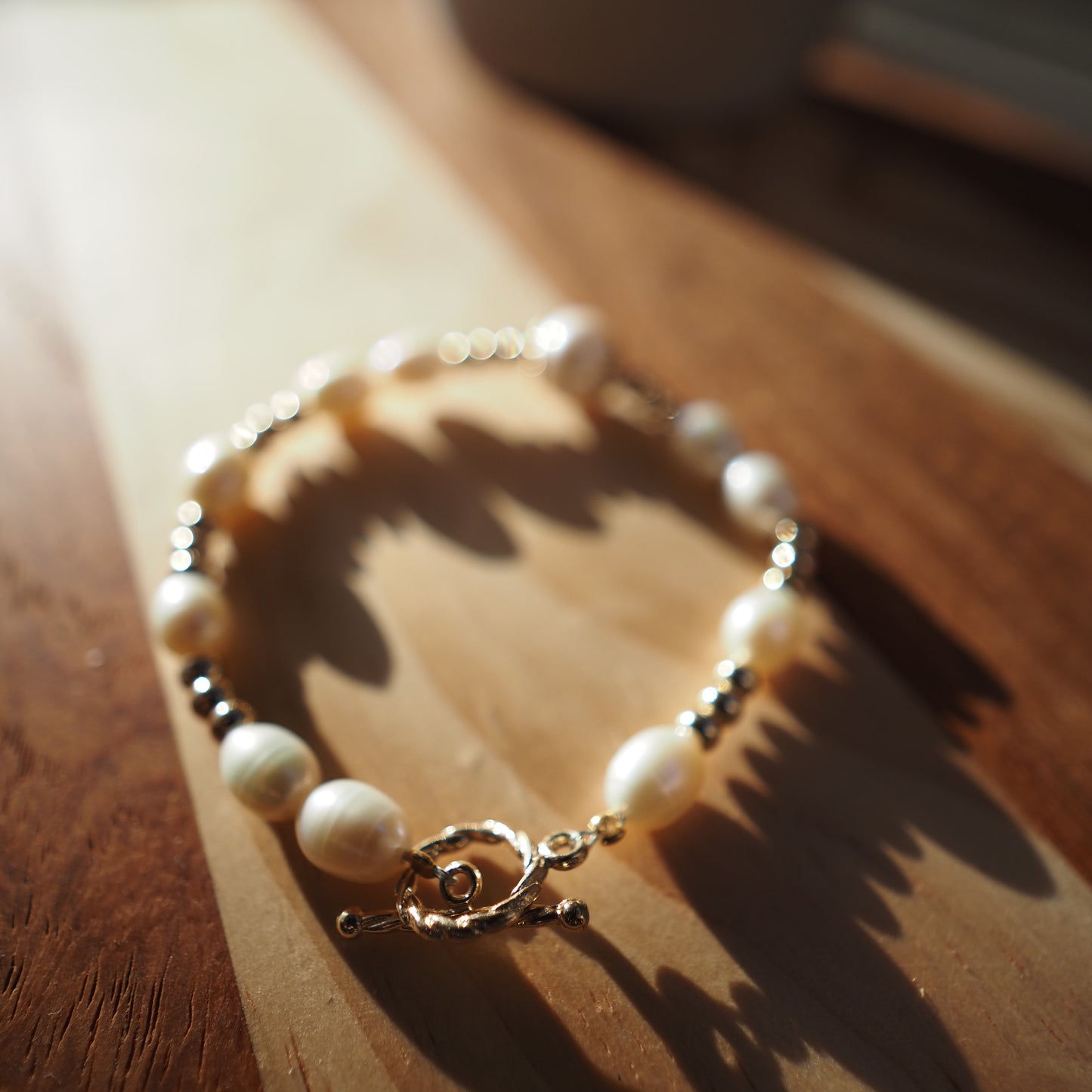 Natural Freshwater Pearls Bracelet, 14K Gold Plated