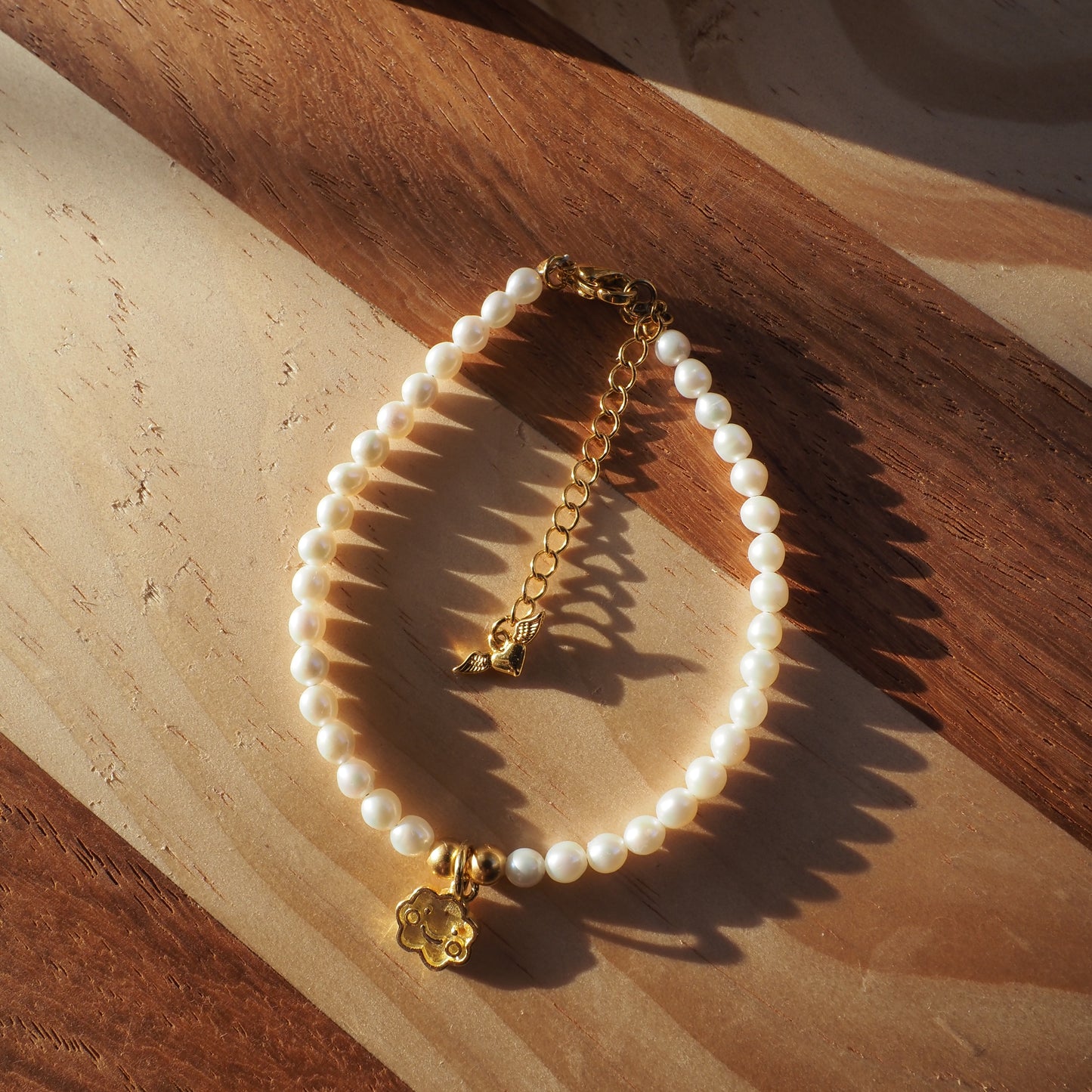 Natural Freshwater Pearls Bracelet, 14K Gold Plated